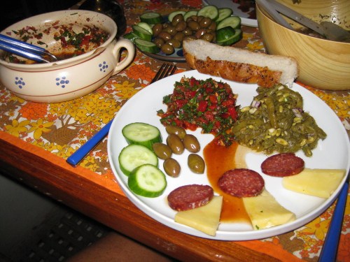 Lecker_im_cockpit_serviert