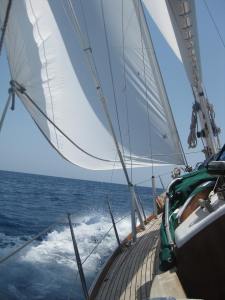 Flott und naß. Kreuzen in der Str.v.Messina.Lee,backbord. Gi