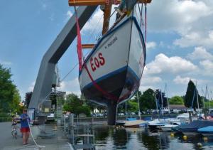 ...und jetzt auf den Tieflader!