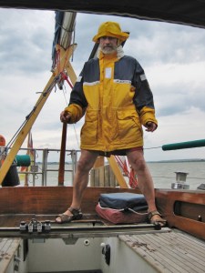 Etwas breitbeinig wegen der Wellen (750x1000)