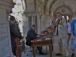 Komm,Zygan, spiel mir was vor