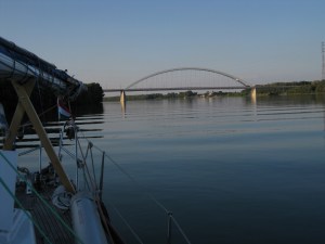 Unsere Sicht vom Ankerplatz im Strom