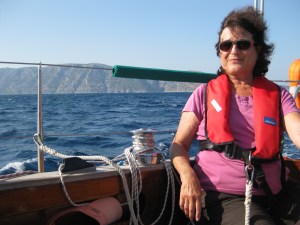 Flottes Segeln neben d.griech. Insel Samos