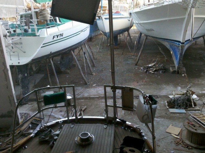 Die EOS hat wieder Heckkorb ,Badeleiter u. Solarzelle