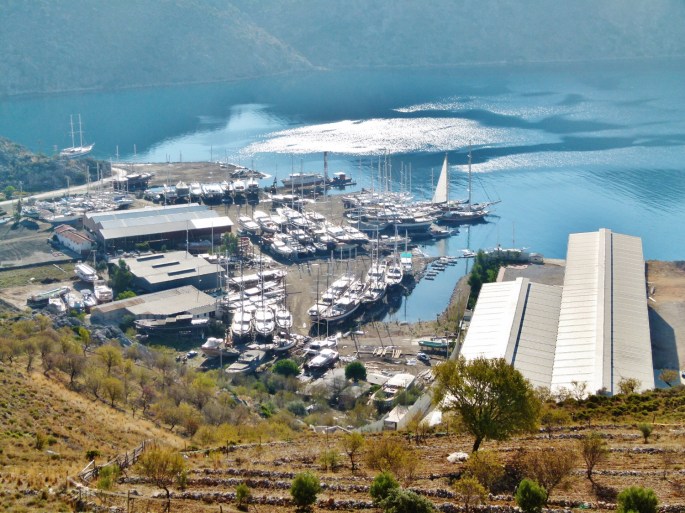 Unter dem kleinen linken Dach liegt unsere EOS (1500x1125)