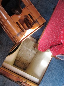 Bilgeputz nach Wasser im Schiff (3)