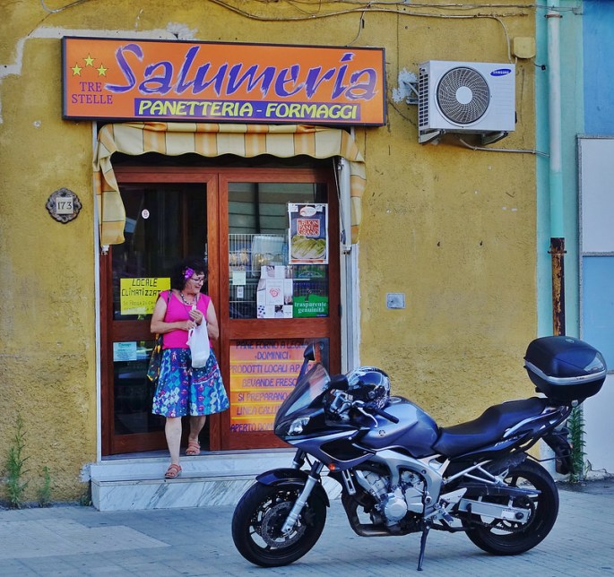 27630872691_8ee350fefd_c