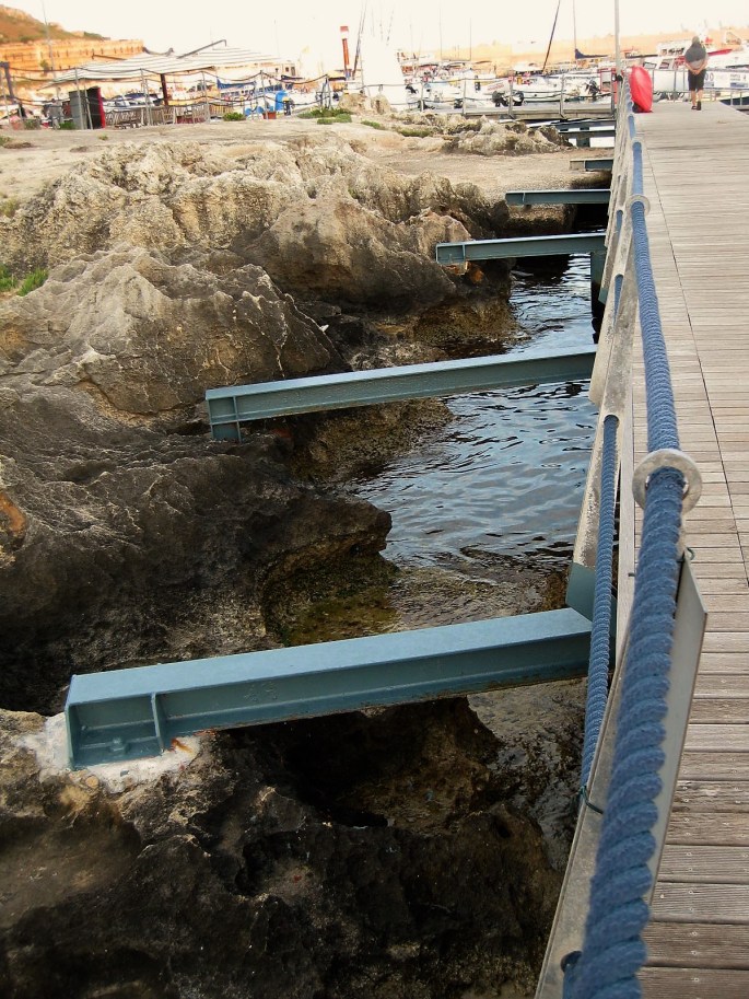 massive Bauweise-Steg LEUCA