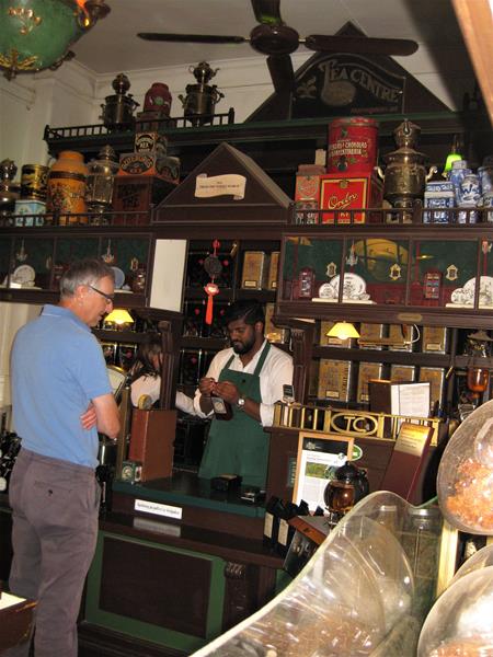 Aus d. Regen ins Teehaus) (1) (Copy)