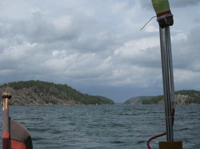 Mit 5 bft gegenan bis Ankerbucht vor Nyneshamn,11.8 (22)