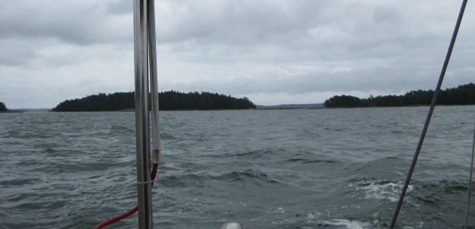 Mit 5 bft gegenan bis Ankerbucht vor Nyneshamn,11.8 (4)